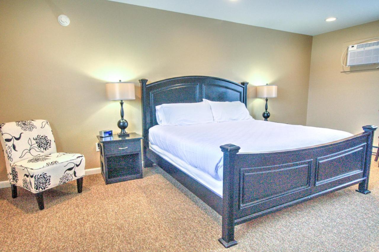 East Shore Hotel 2*