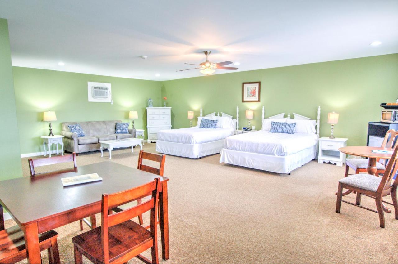 East Shore Hotel 2*