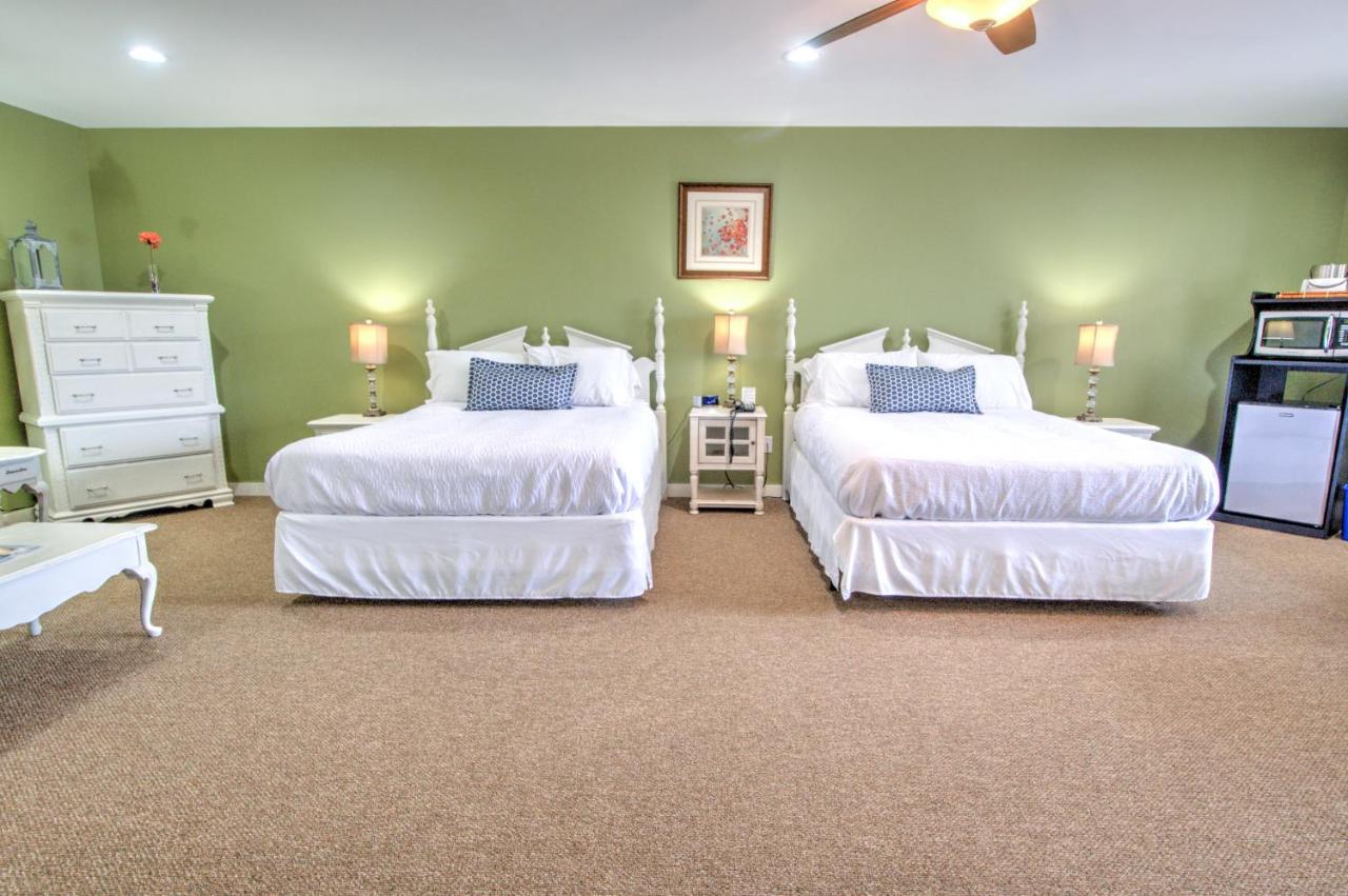 Hotel East Shore 2*